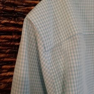 L.L. Bean Womens Button Up Shirt Medium Petite Aqua Blue Gingham Wrinkle Resist